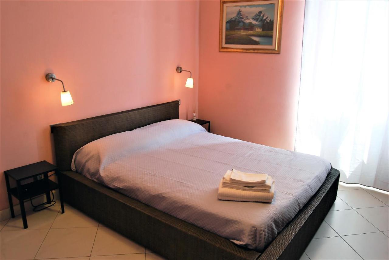 Costa Del Molo - Casa E Lavoro Apartment Vado Ligure Bagian luar foto