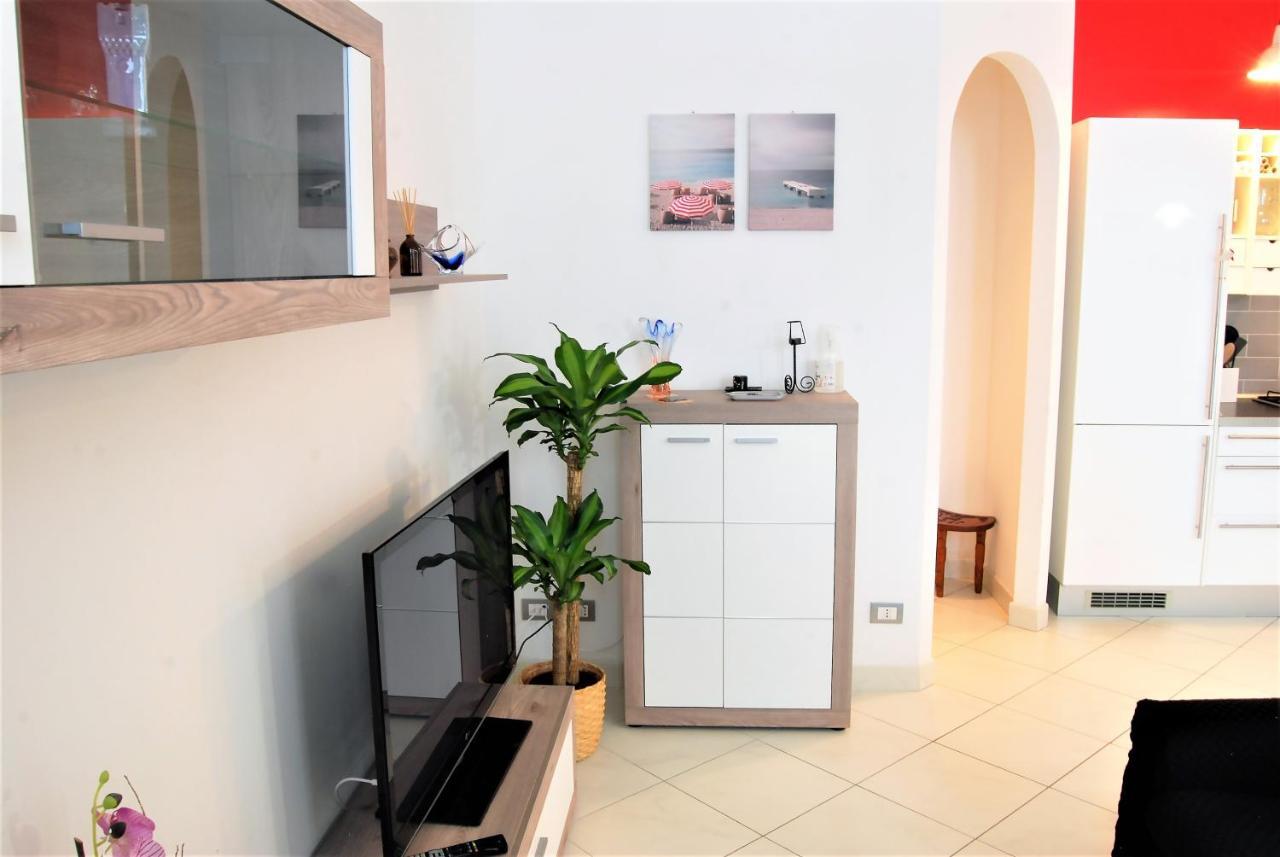Costa Del Molo - Casa E Lavoro Apartment Vado Ligure Bagian luar foto