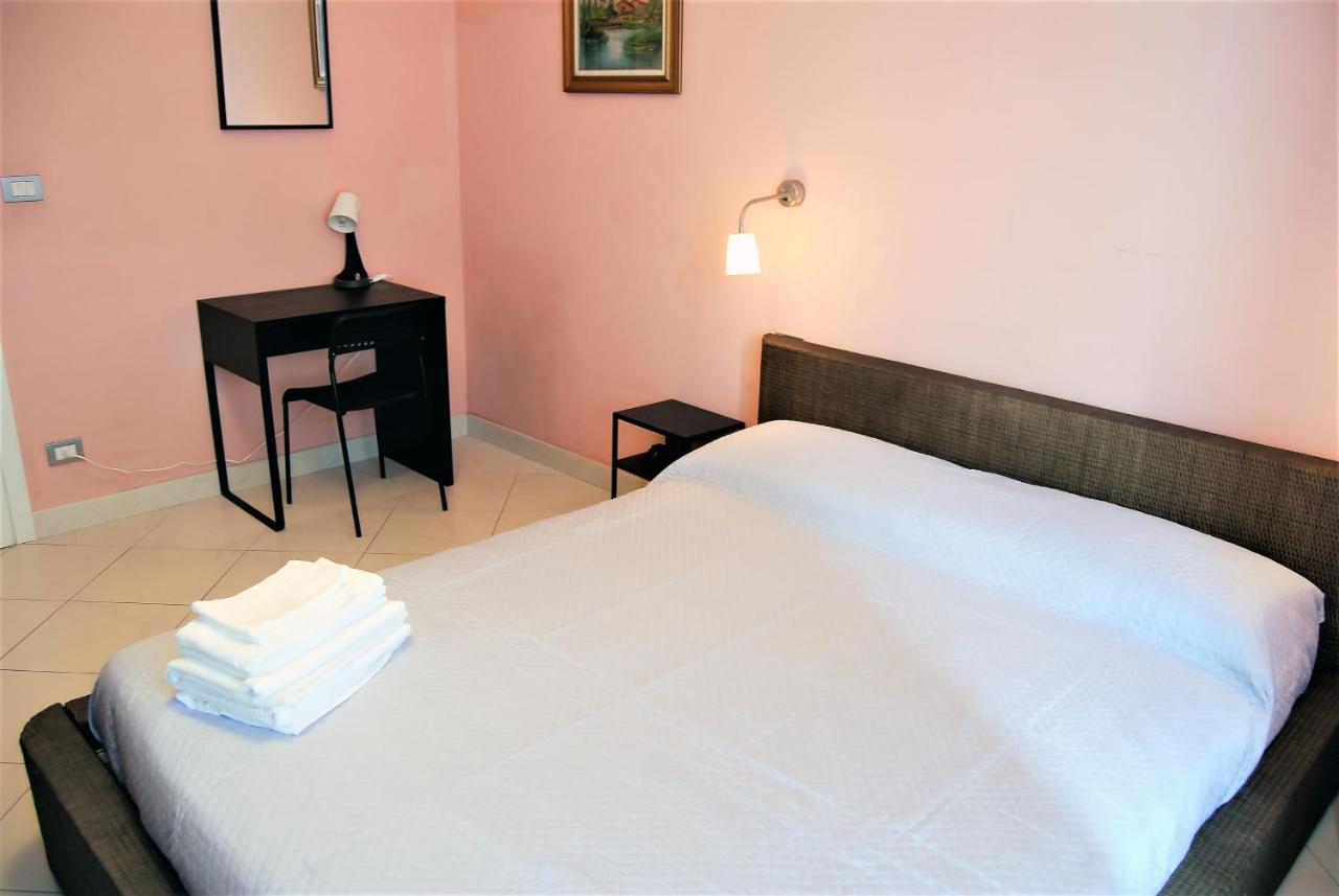 Costa Del Molo - Casa E Lavoro Apartment Vado Ligure Bagian luar foto