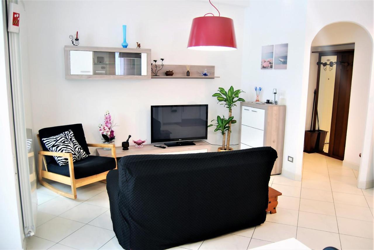 Costa Del Molo - Casa E Lavoro Apartment Vado Ligure Bagian luar foto