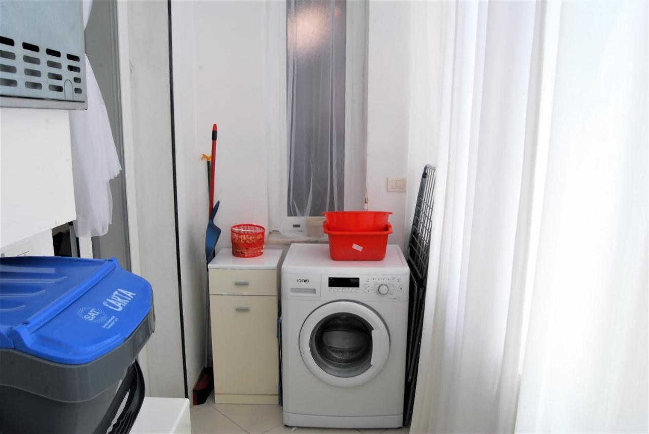 Costa Del Molo - Casa E Lavoro Apartment Vado Ligure Bagian luar foto