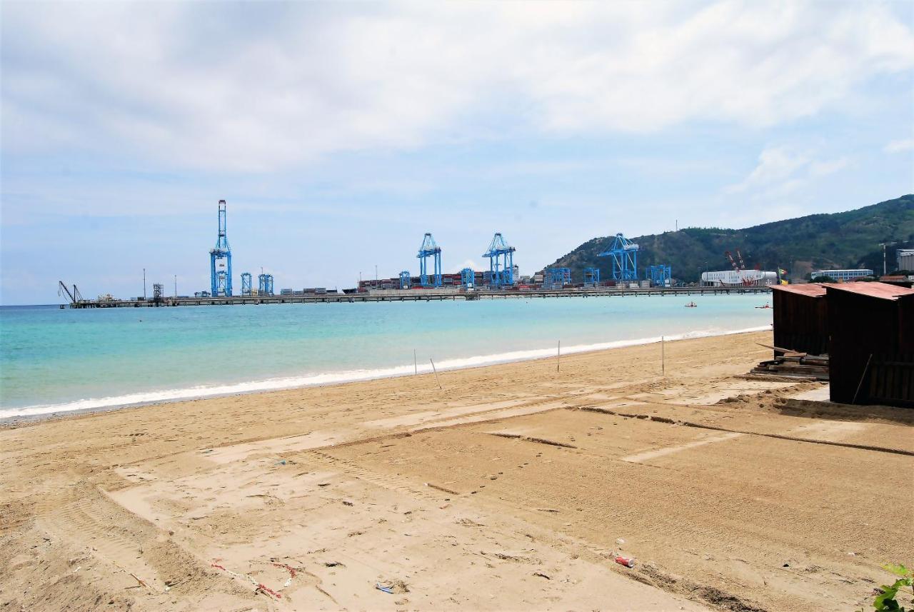 Costa Del Molo - Casa E Lavoro Apartment Vado Ligure Bagian luar foto